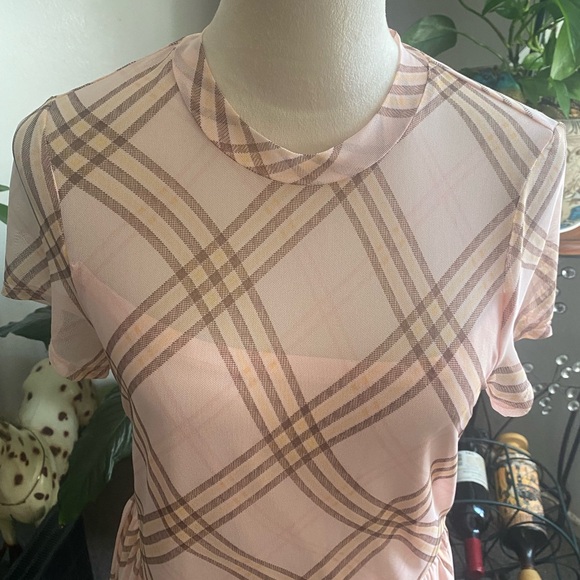 AUW Blush and Beige Checkered Midi Dress - Picture 2 of 5